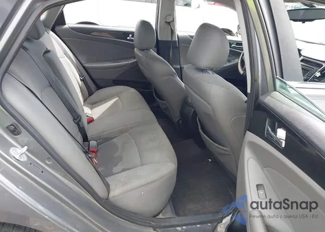 2014 Hyundai Sonata Se z USA, uszkodzony, nr VIN 5NPEC4AC6EH835530